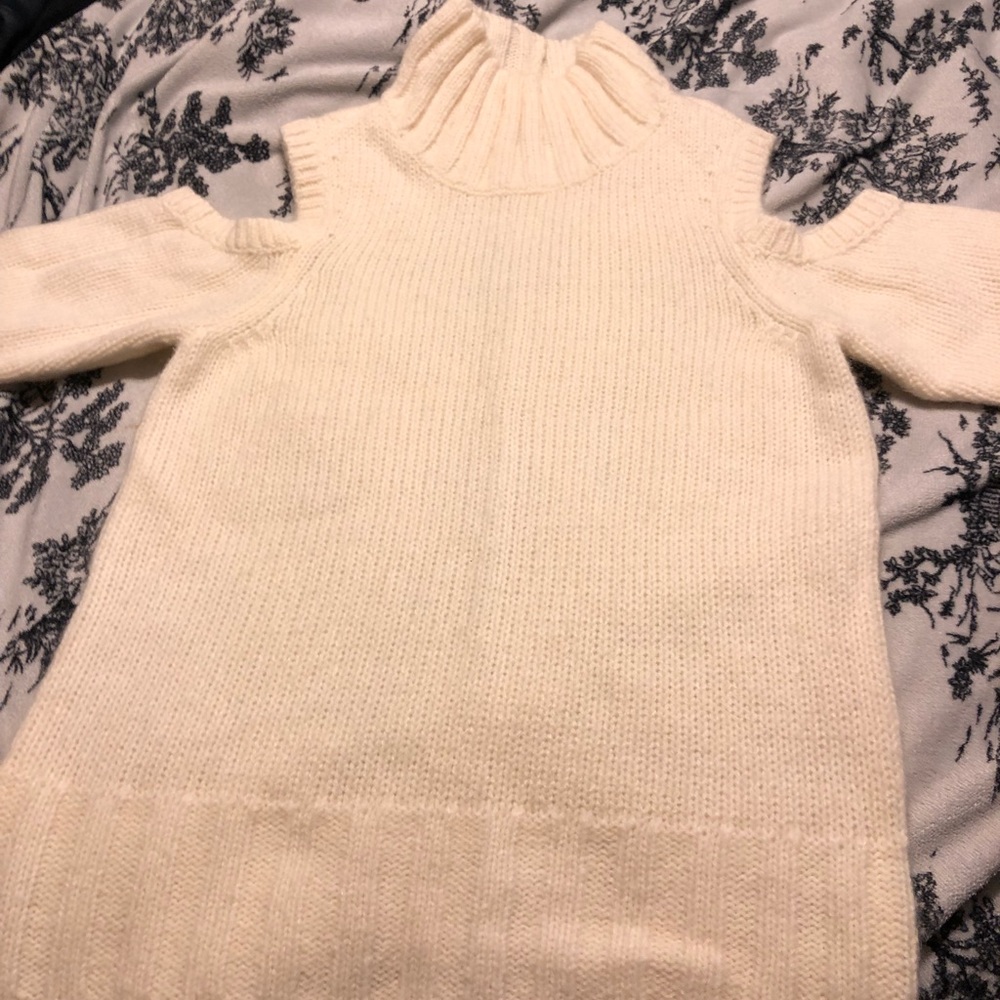 Express Cold Shoulder Sweater Size M